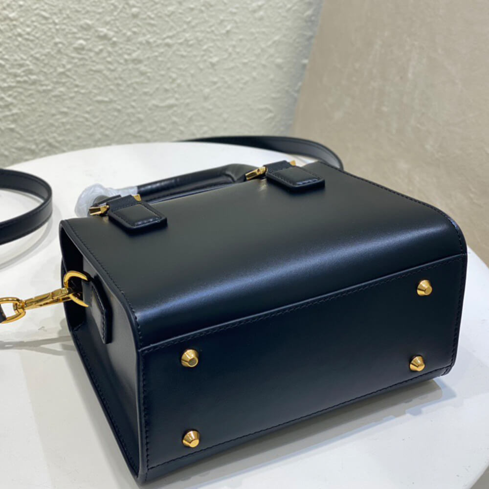 MEDIUM BOSTON BAG