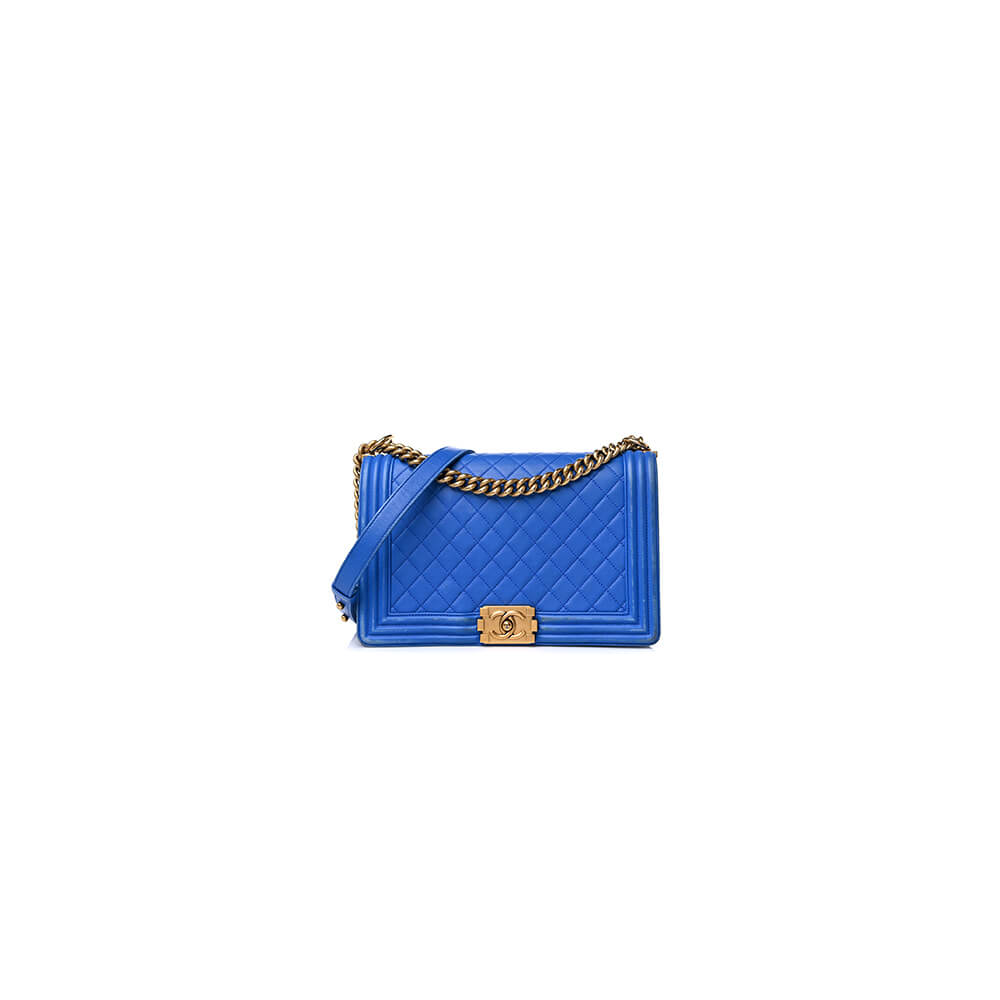 CHANEL BOY BAG