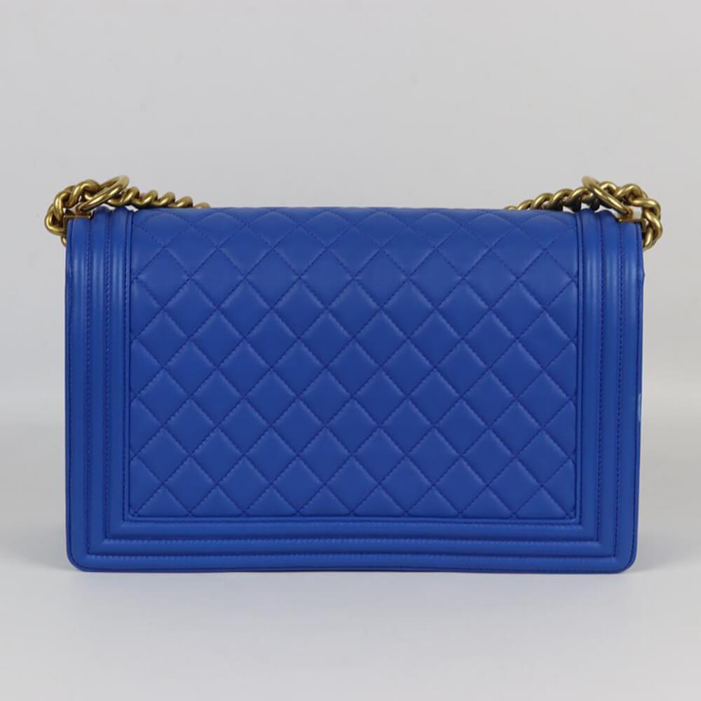 CHANEL BOY BAG