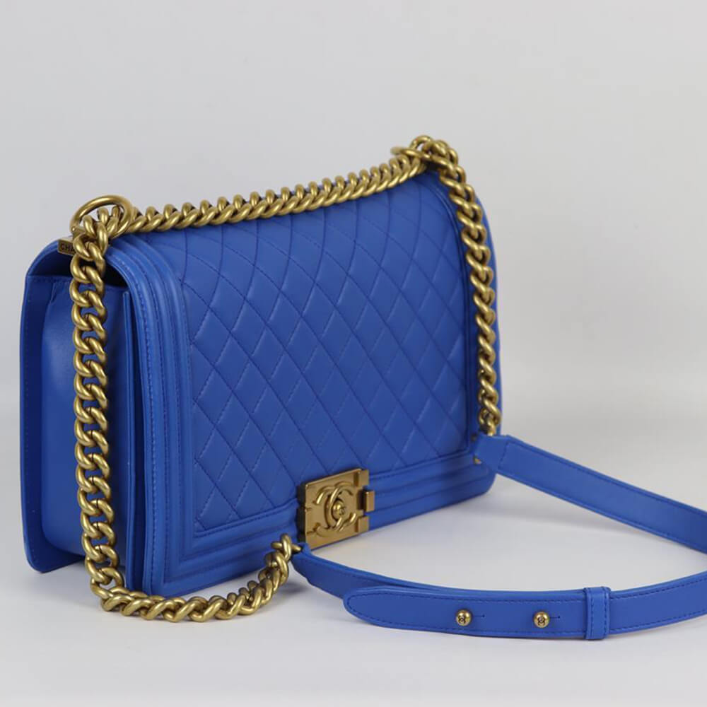 CHANEL BOY BAG