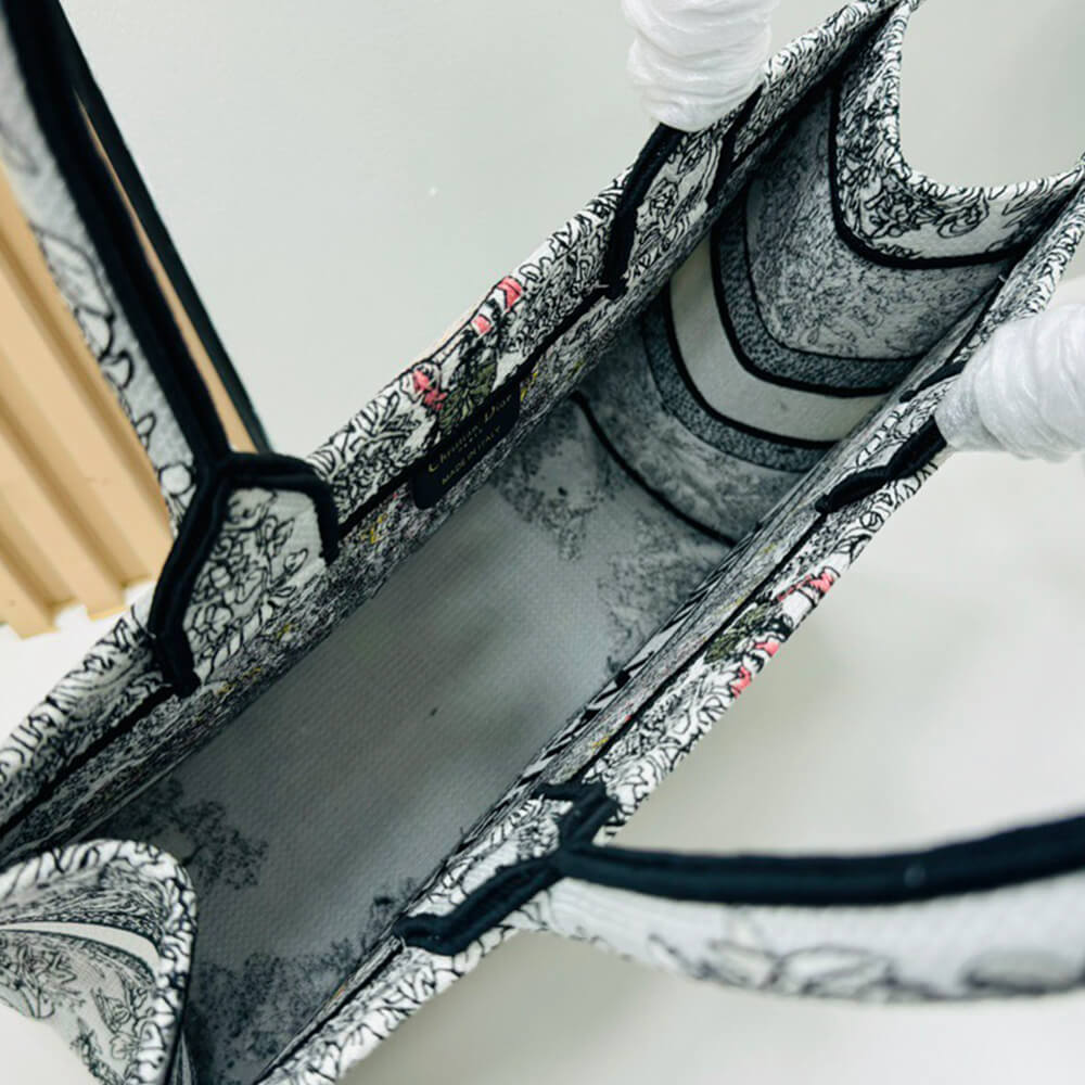 Medium Dior Book Tote